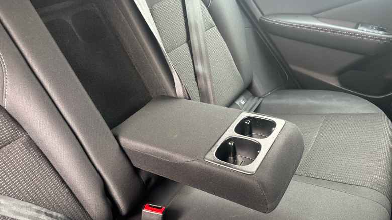 Nissan Qashqai 1.3 DiG-T MH Acenta Premium 5dr Petrol Hatchback